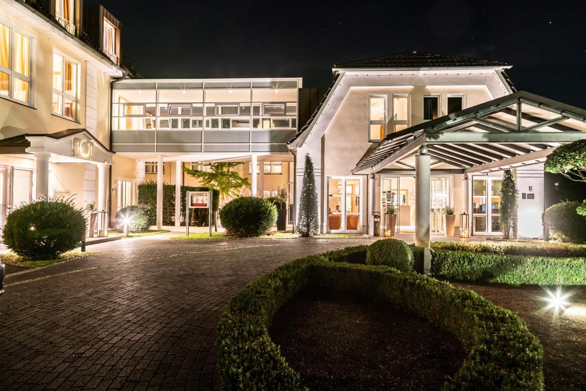 Hotel Sonne Rheda-Wiedenbrück Exterior foto